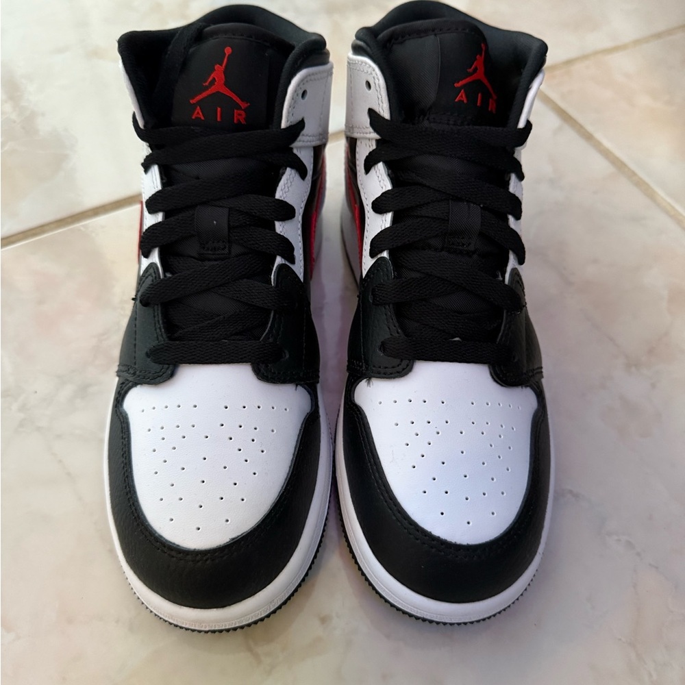 Nike Kids' Black, White, and Red Sneakers